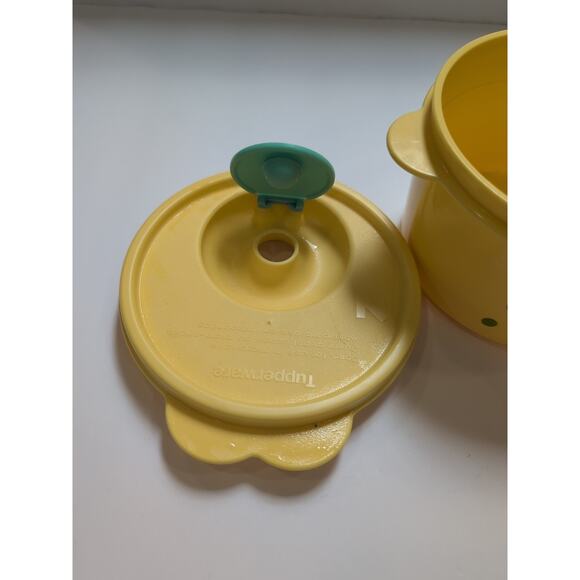 Tupperware SpongeBob SquarePants Soup Mug. - Picture 3 of 6